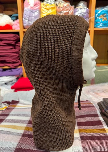 Kahverengi Örgü Kadın Bere - Görsel 2