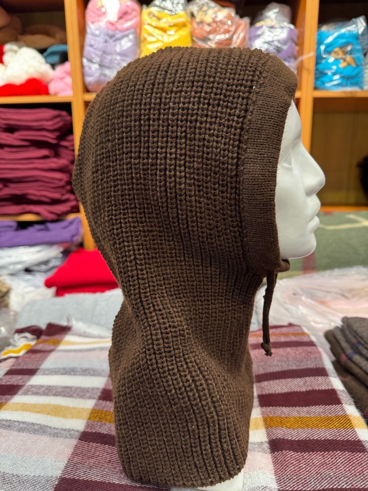 Kahverengi Örgü Kadın Bere - Görsel 2