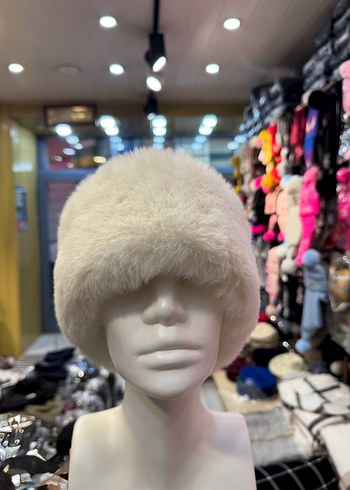 Beyaz Kürklü Kadın Bandana - Görsel 2