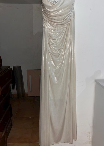 Beyaz Drapeli Uzun Straplez Abiye Elbise - Görsel 2