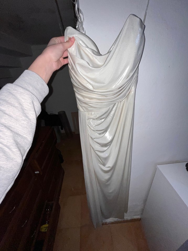 Beyaz Drapeli Uzun Straplez Abiye Elbise - Görsel 3