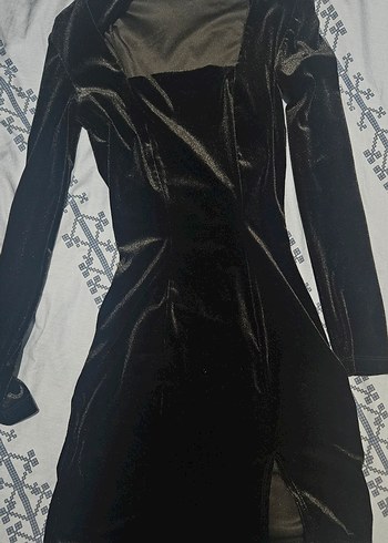 Siyah Kare Yaka Yırtmaçlı Simli Gotik Mini Elbise - Görsel 3