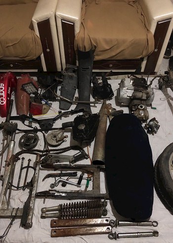 Beyaz Gri Üç Tekerlekli Bisiklet Parçaları - Görsel 2