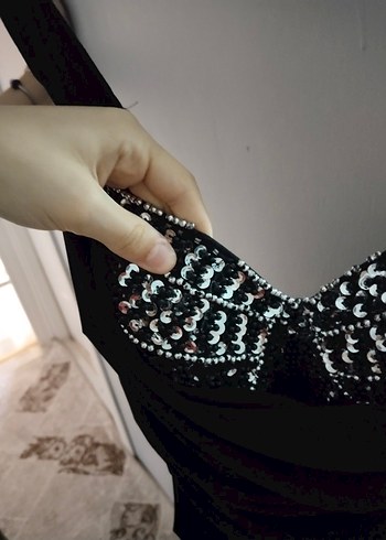36 Beden siyah Renk Siyah Nakışlı Uzun V Yaka Gotik Elbise