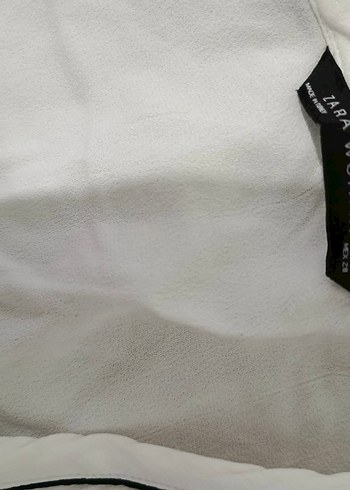 Zara Kadın Beyaz V Yaka Fermuarlı Atlet