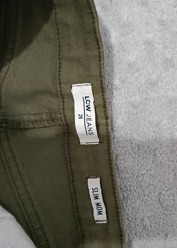 LC Waikiki Düğmeli Haki Kadın Kumaş Pantolon