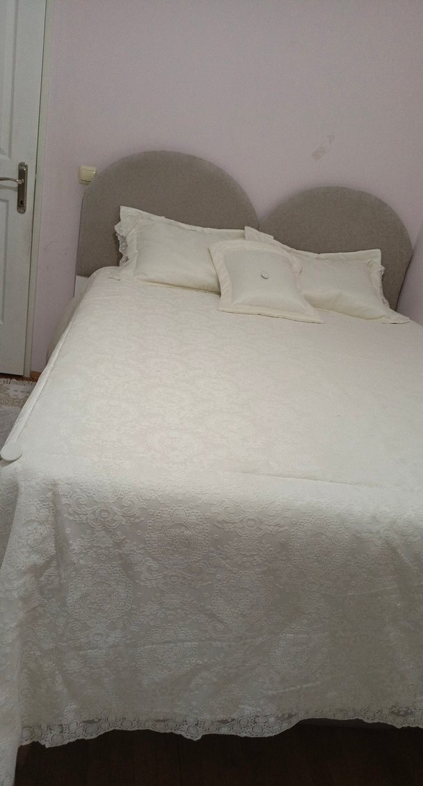 Beyaz Düz Desen Yatak Örtüsü - Görsel 3