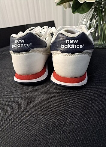 43 Beden New Balance Beyaz Spor Ayakkabı 