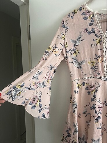 38 Beden pembe Renk Şık volanlı elbise