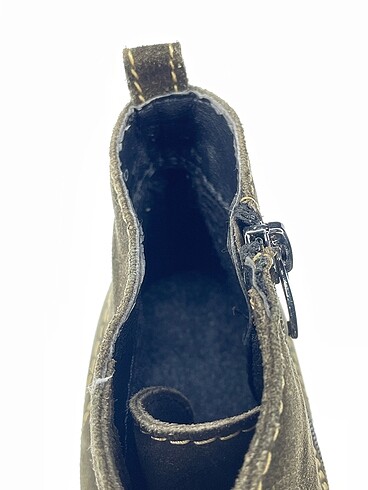37 Beden haki Renk Vintage Love Bot %70 İndirimli.