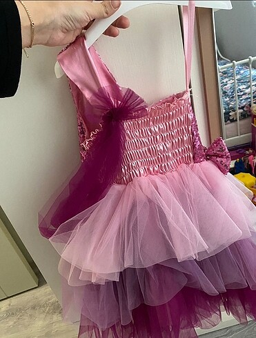 Diğer Barbie kostüm