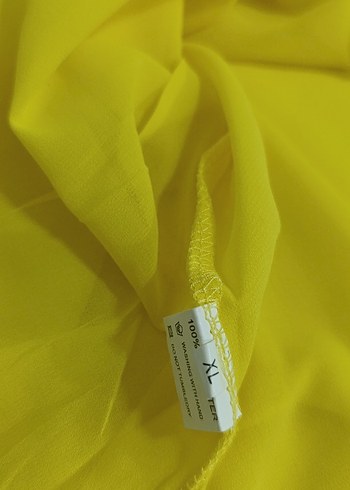 Sarı Kolsuz Salaş Bluz - Görsel 4