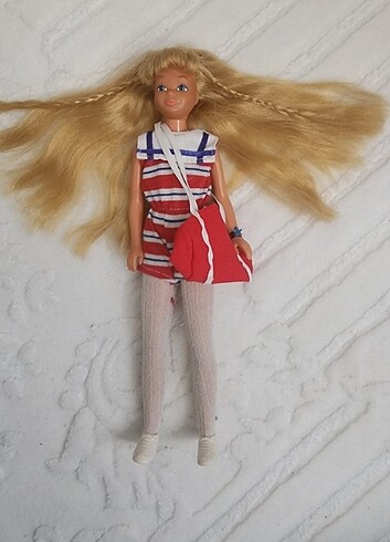 Barbie'nin kardesi orjinal antika koleksiyonluk az bulunur