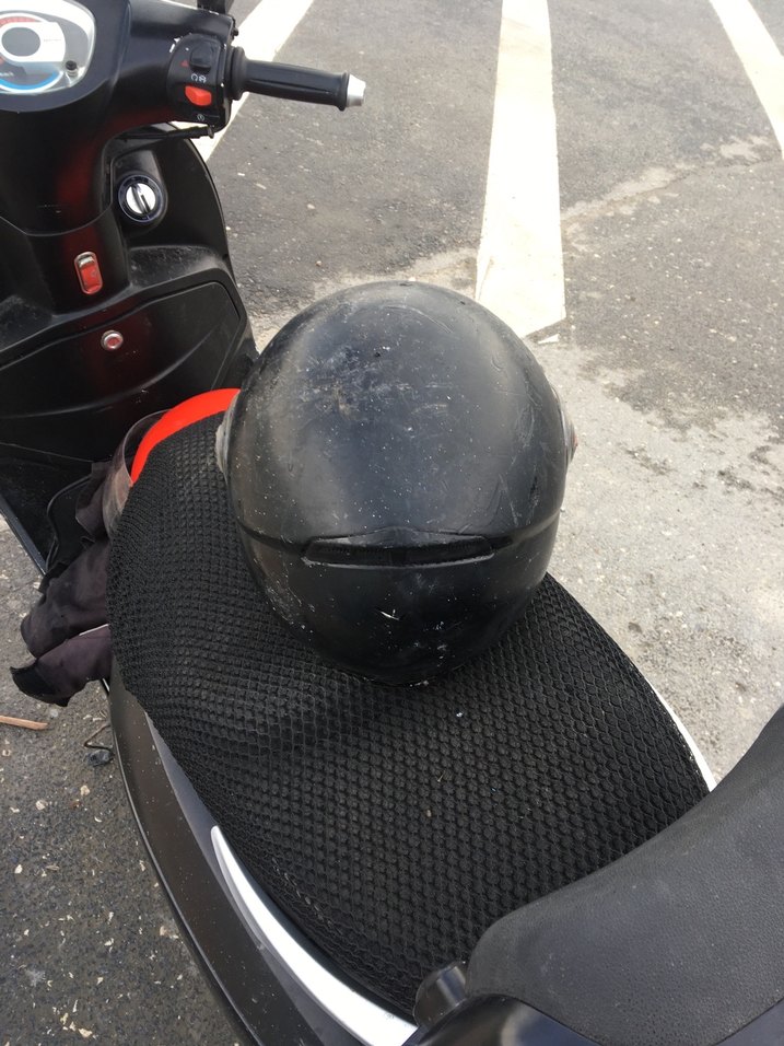 Siyah Kemerli Biker Motosiklet Kaskı - Görsel 2