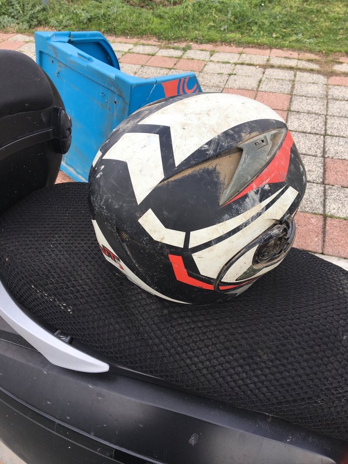 KNT Seramik Motor Kaskı, Yılan Desenli, Tokalı - Görsel 2