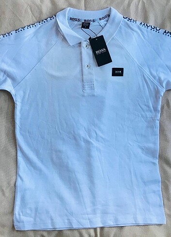 HUGO BOSS T-SHİRT