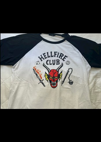 Stranger things helfire club tshirt
