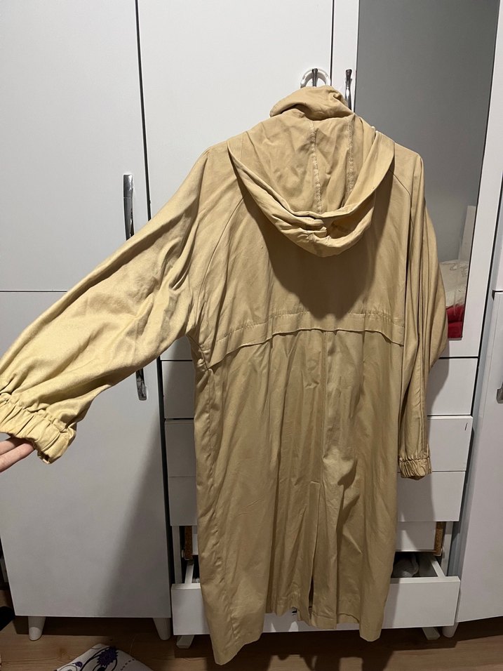 Bej Midi Kadın Yağmurluk Düğmeli Cepli - Görsel 2