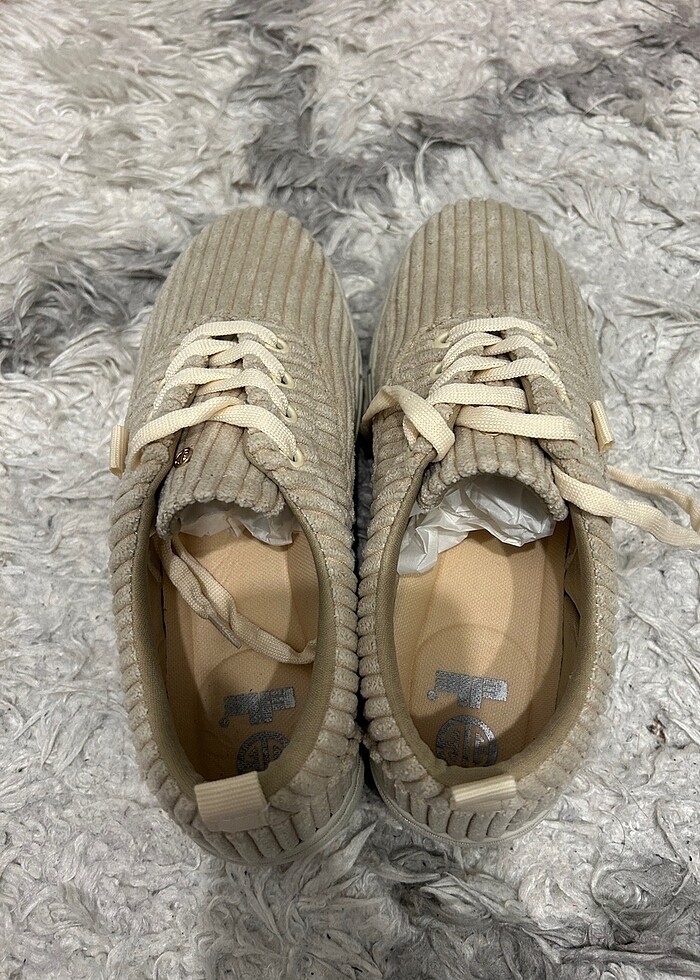 Elle spor ayakkabı - Görsel 3