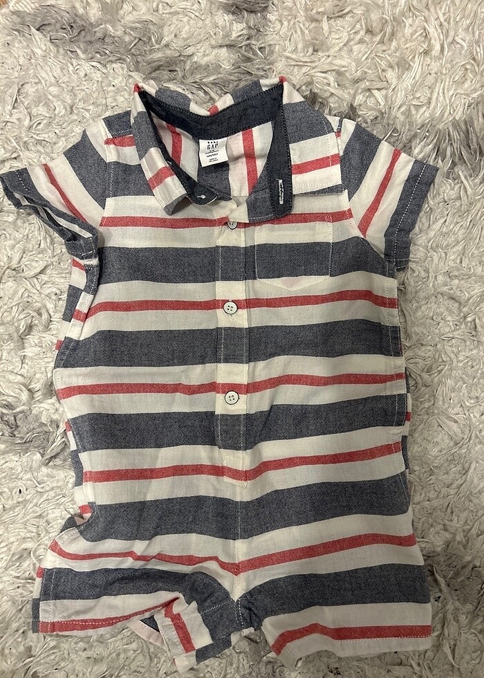 Gap erkek bebek gömlek yakalı tulum - Görsel 4