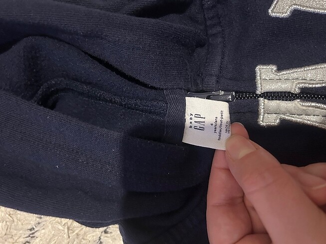 4 Yaş Beden Gap sweatshirt ceket