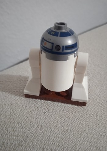 Beyaz Lego R2-D2 Figürü - Görsel 3