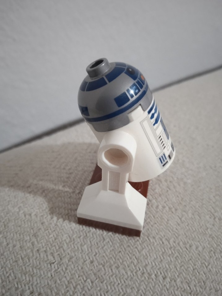 Beyaz Lego R2-D2 Figürü - Görsel 2