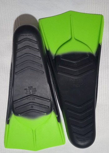 Mad Wave marka 41/42 numara yüzme paleti - Görsel 2