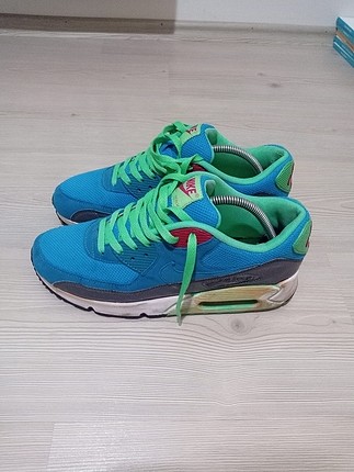 Nike spor ayakkabi