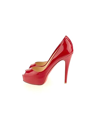 Christian Louboutin Platform %70 İndirimli.
