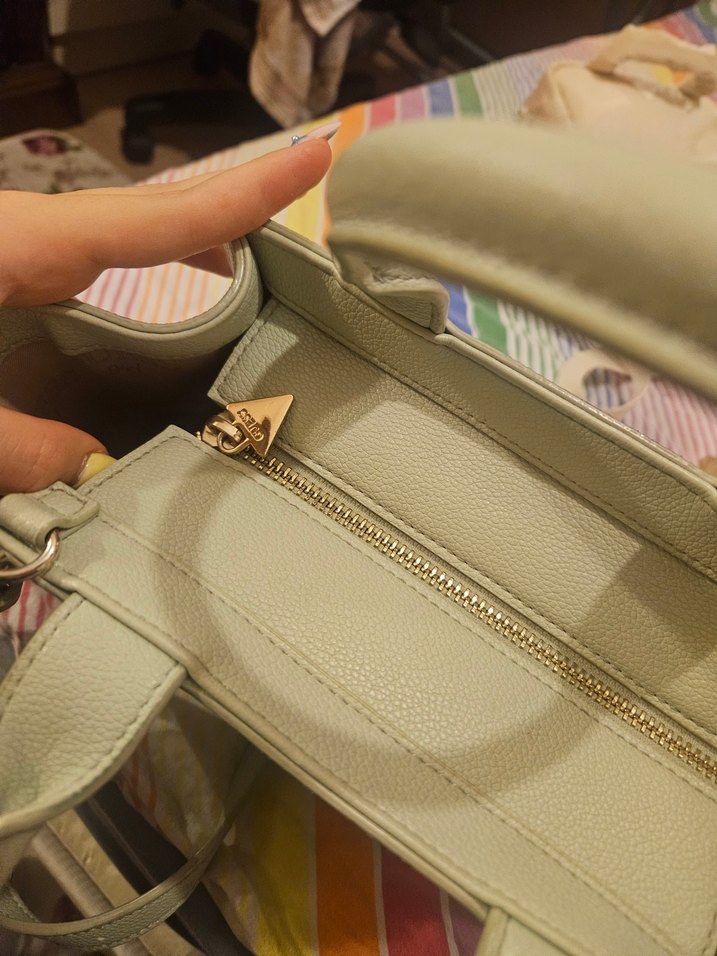 Guess Yeşil Minimalist Kadın Çanta - Görsel 3