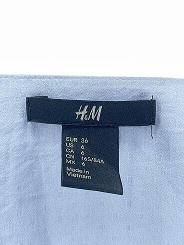 36 Beden mavi Renk H&M Gömlek %70 İndirimli.