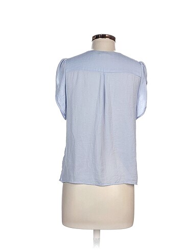 36 Beden H&M Gömlek %70 İndirimli.