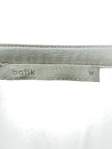 m Beden beyaz Renk Batik Bluz %70 İndirimli.