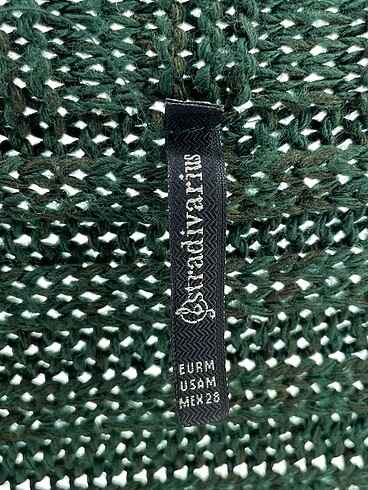 m Beden haki Renk Stradivarius Hırka %70 İndirimli.