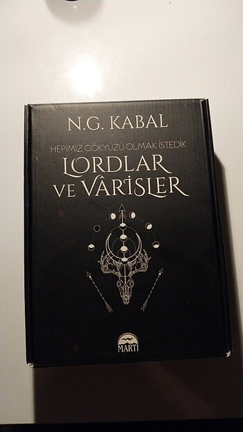  Lordlar ve Varisler Kutulu Set( Tam) · Martı Yayınları 