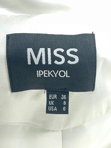 36 Beden beyaz Renk ipekyol Ceket %70 İndirimli.