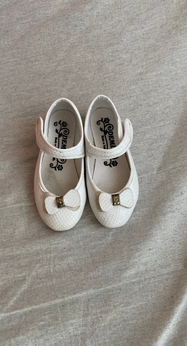Kız Çocuk Beyaz Tokalı Babet Ayakkabı - Görsel 2