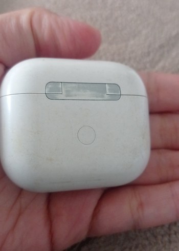 Beyaz Kablosuz Kulaklık Şarj Kutusu - Görsel 3