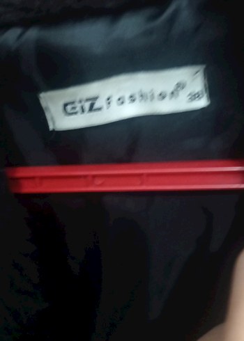 Kısa Siyah Kürklü Kadın Ceket - Görsel 2