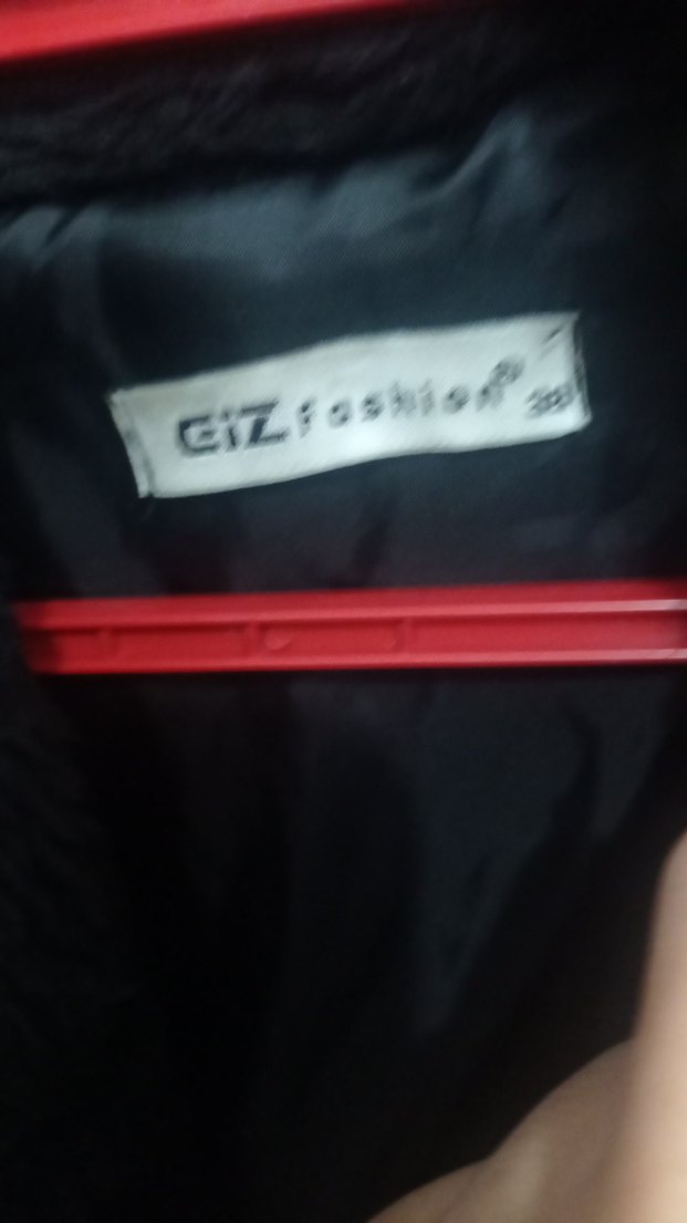 Kısa Siyah Kürklü Kadın Ceket - Görsel 2