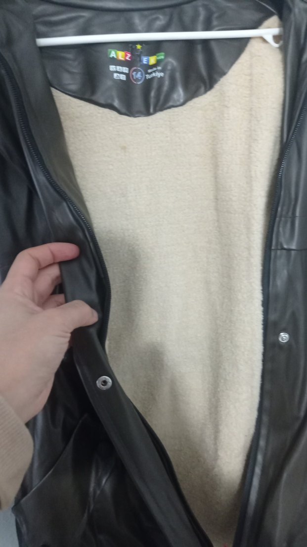 Kahverengi Nakışlı Kadın Deri Ceket - Görsel 3