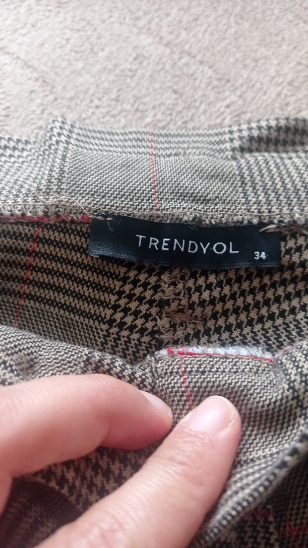 Gri Kemerli Mini Kadın Şort - Görsel 2