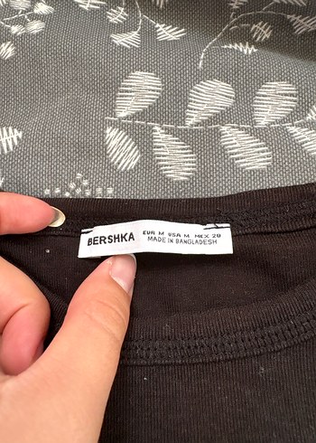 Bershka BERSHKA KADIN UZUN KOLLU BRASIL CROP