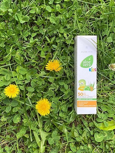 LR AV Çocuklar için Güneş Sütü Spreyi 50 SPF 150 ml