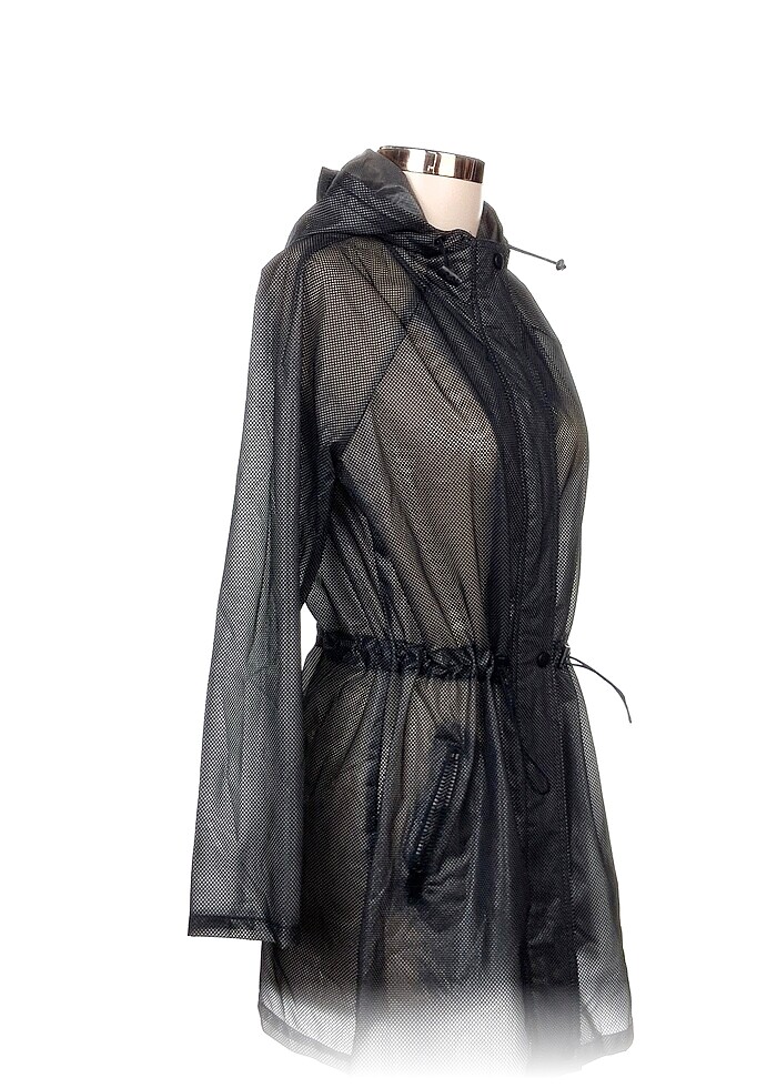 LC Waikiki Spor Dış Giyim %70 İndirimli. - Görsel 2