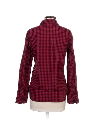 universal Beden H&M Gömlek %70 İndirimli.