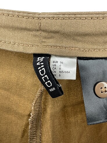 36 Beden çeşitli Renk H&M Düz Kesim %70 İndirimli.