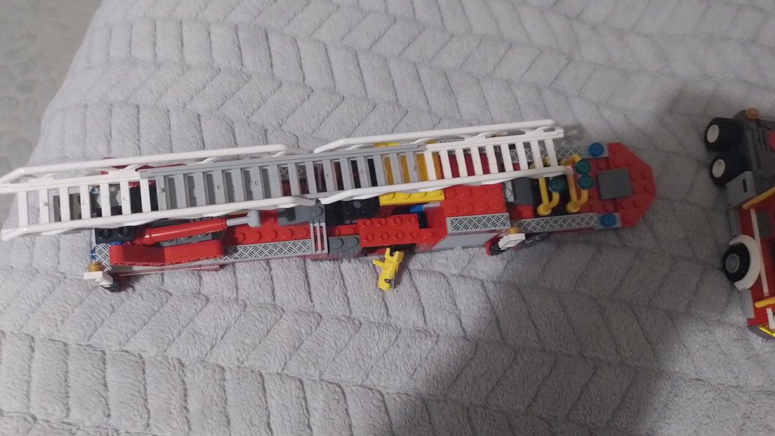 Kırmızı İtfaiye Lego - Görsel 2