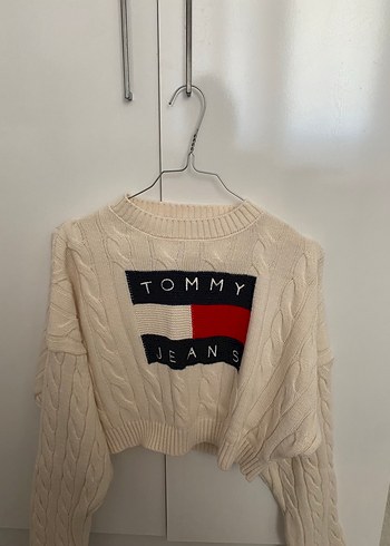 Tommy Jeans Beyaz Örgü Kadın Kazak